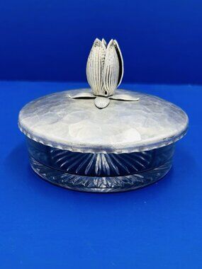 RODNEY KENT Hammered Aluminum Lid Round Glass Candy Dish Tulips 5" x 4"